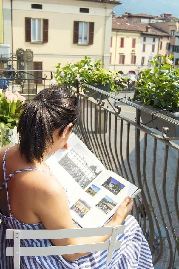 La Quadra Suites - Central Apartments In Iseo With Daily Housekeeping 0*,  Italy